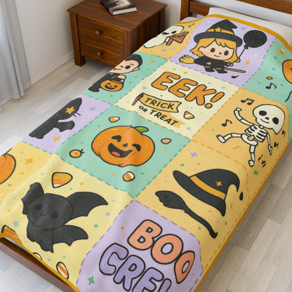 Cute Halloween Blanket for Kids, Pastel Ghosts, Pumpkins Bats, Soft Velveteen Plush Throw Blanket