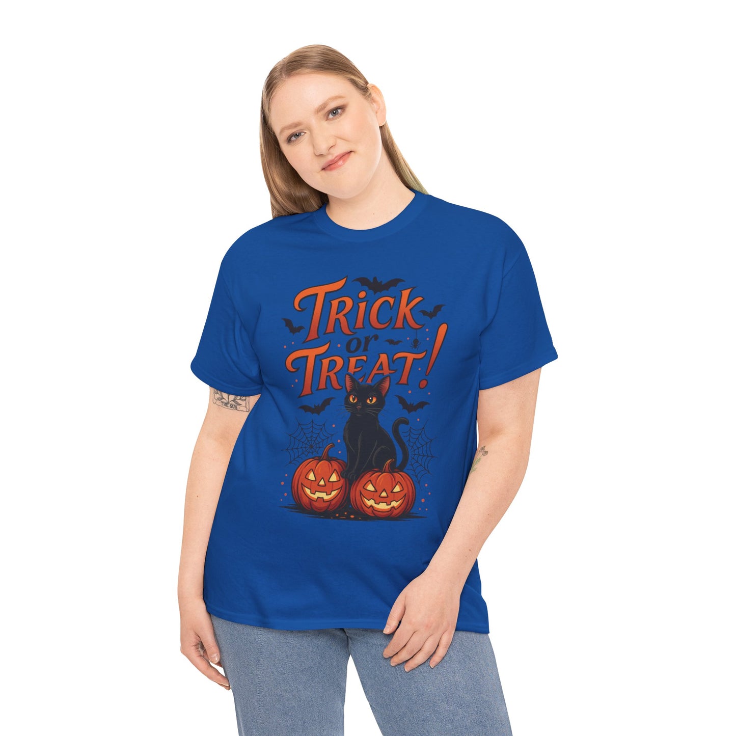 Trick or Treat Black Cat Halloween T-Shirt for Women, Spooky Cute Pumpkin Cat Tee, Fall Halloween Outfit Gift, Vintage Witchy Top