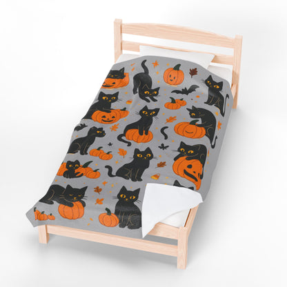 Cute Black Cats and Pumpkins Halloween Blanket, Cozy Fall Velveteen Plush Throw, Kawaii Spooky Cat Lover Gift, Autumn Home Decor, Blanket