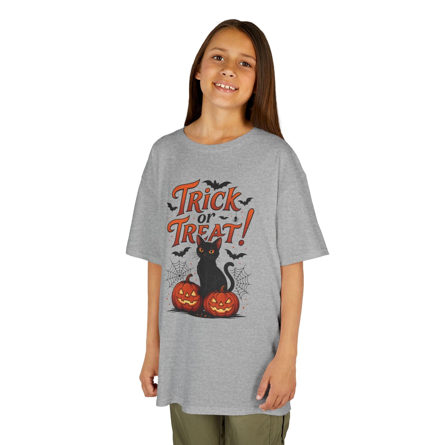 Cute Trick or Treat Black Cat T-Shirt for Girls Boys, Fun Spooky Halloween Tee, Pumpkin Cat Shirt for Kids, Fall Party Outfit