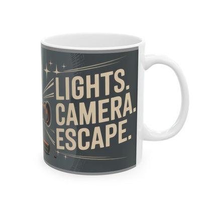 Vintage Movie Camera Ceramic Mug - Perfect Gift for Filmmakers, Photographers, Movie Lovers, Cinematic Coffee Cup, Retro Movie Lover Mug