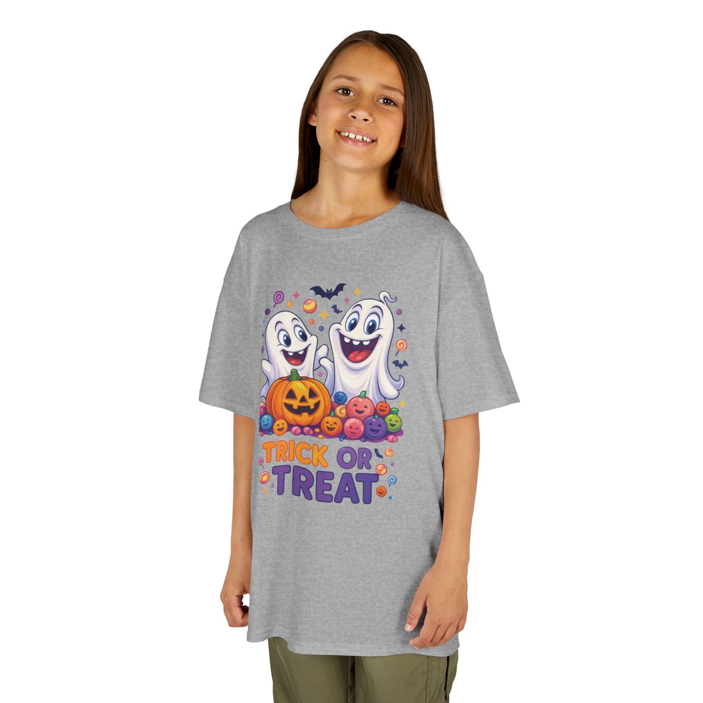 Trick or Treat Kids Halloween T-Shirt, Cute Ghosts Pumpkin Design, Fun Spooky Tee for Boys Girls