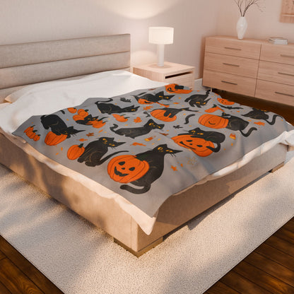Cute Black Cats and Pumpkins Halloween Blanket, Cozy Fall Velveteen Plush Throw, Kawaii Spooky Cat Lover Gift, Autumn Home Decor, Blanket