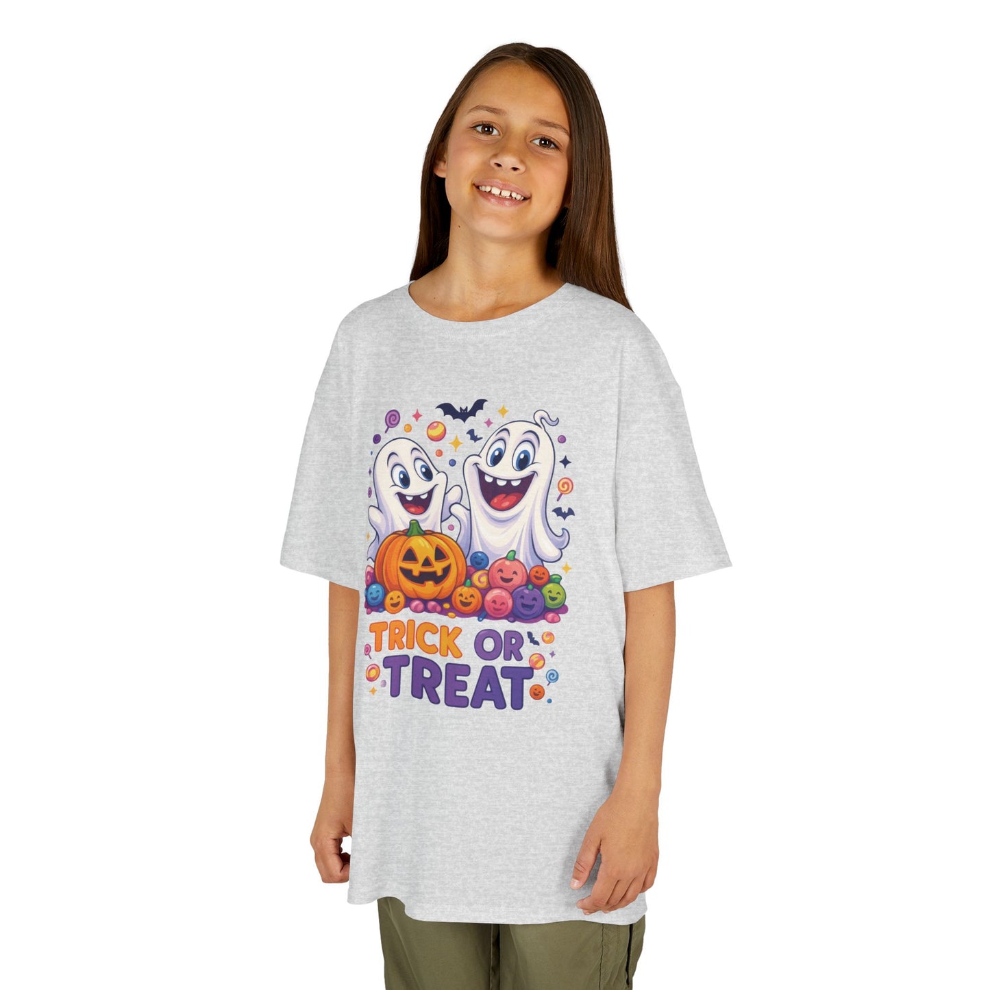 Trick or Treat Kids Halloween T-Shirt, Cute Ghosts Pumpkin Design, Fun Spooky Tee for Boys Girls