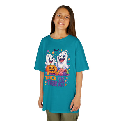 Trick or Treat Kids Halloween T-Shirt, Cute Ghosts Pumpkin Design, Fun Spooky Tee for Boys Girls